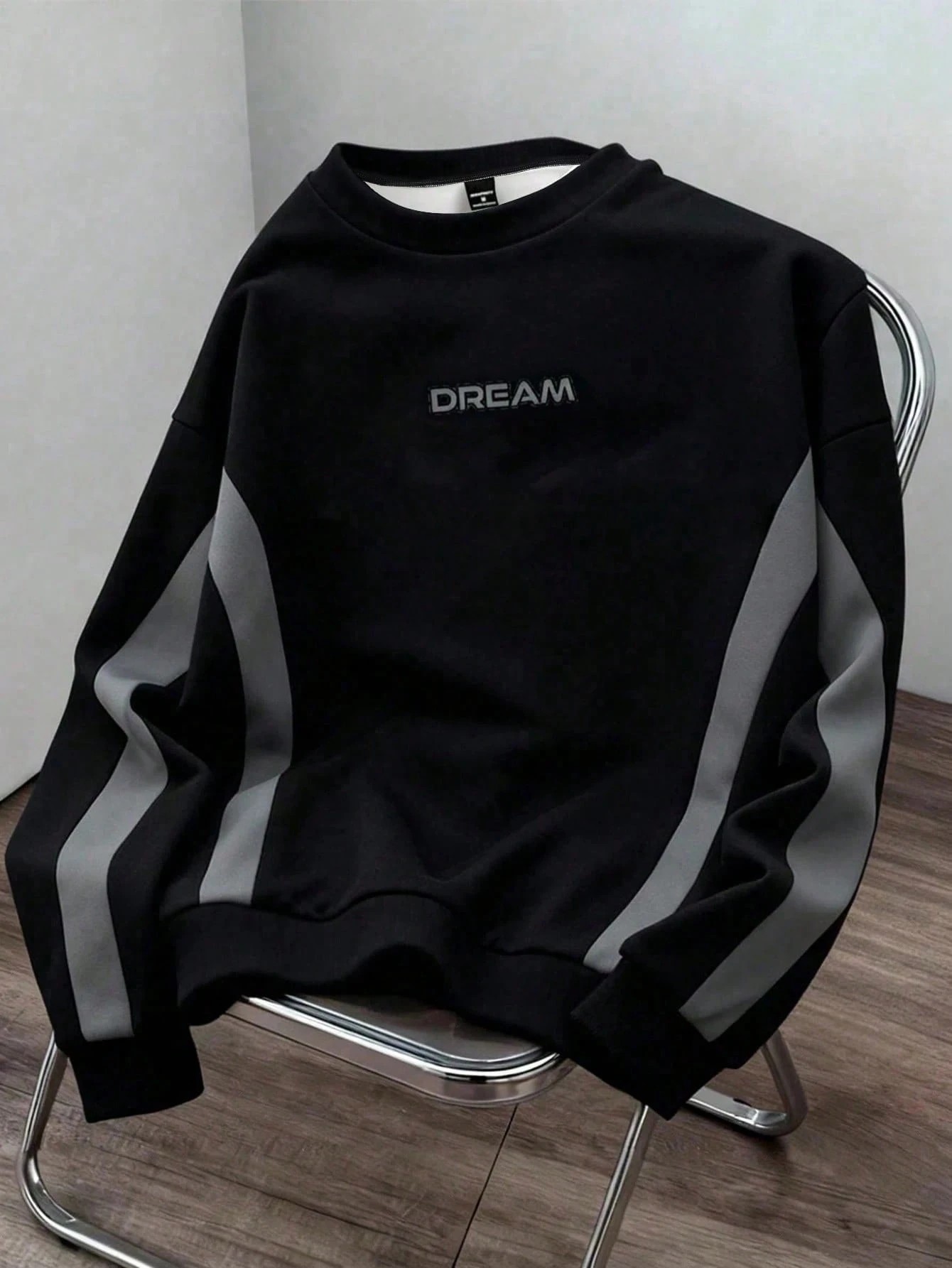 Street Fashion Guys - Fall/Winter Men's Round-neck Sweatshirt with Letter