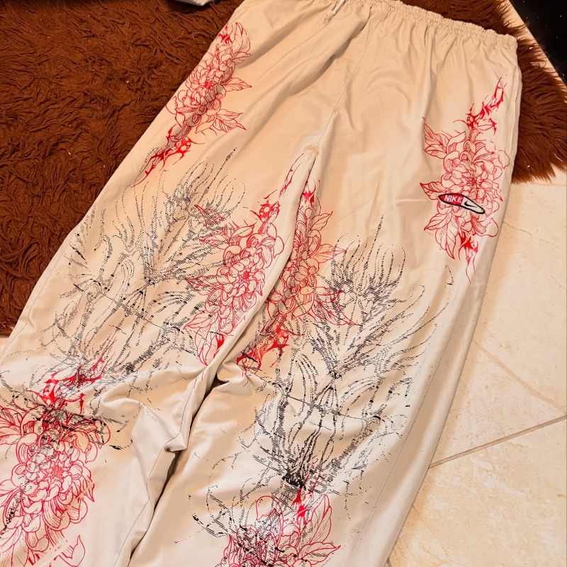 Harajuku Red Spider Lily Print - огляд і ціна Street Fashion In Japanese